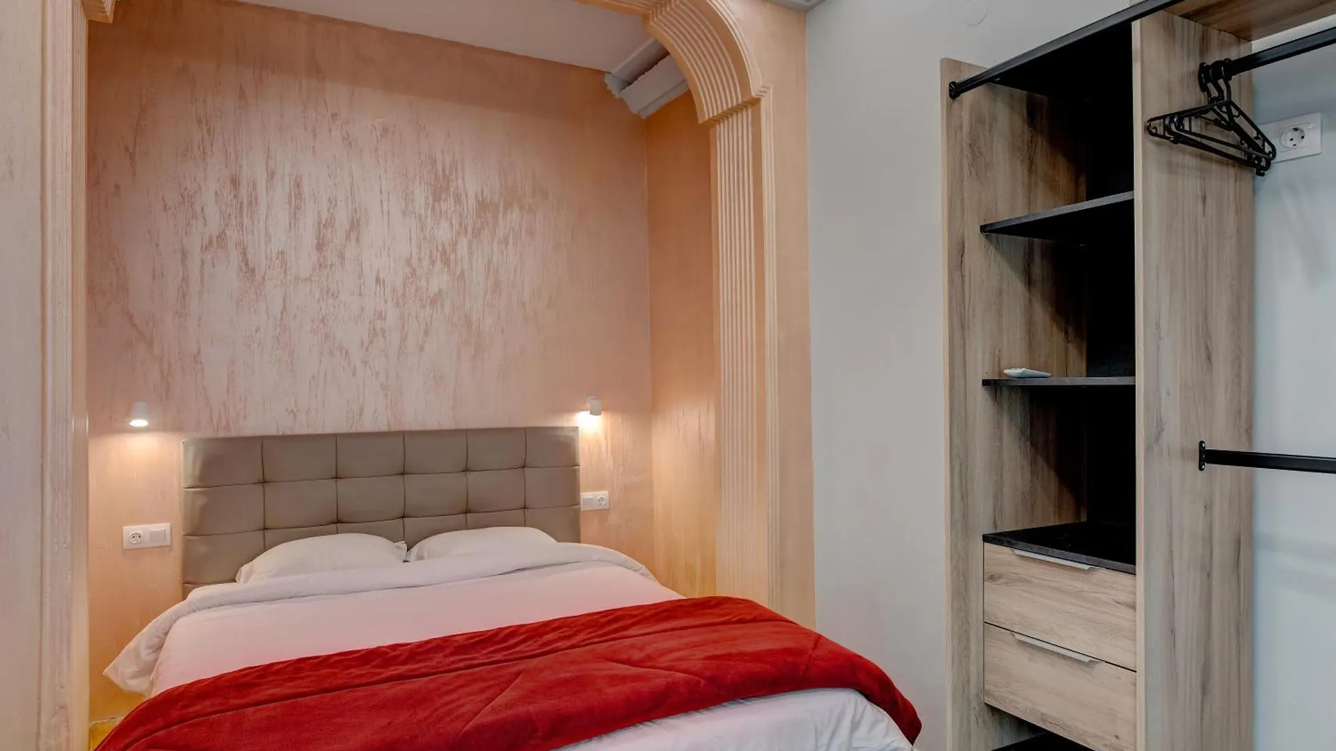 Aristotelous Family & Friends Two Bedrooms & Two Living Rooms Apt Thessaloniki Greece